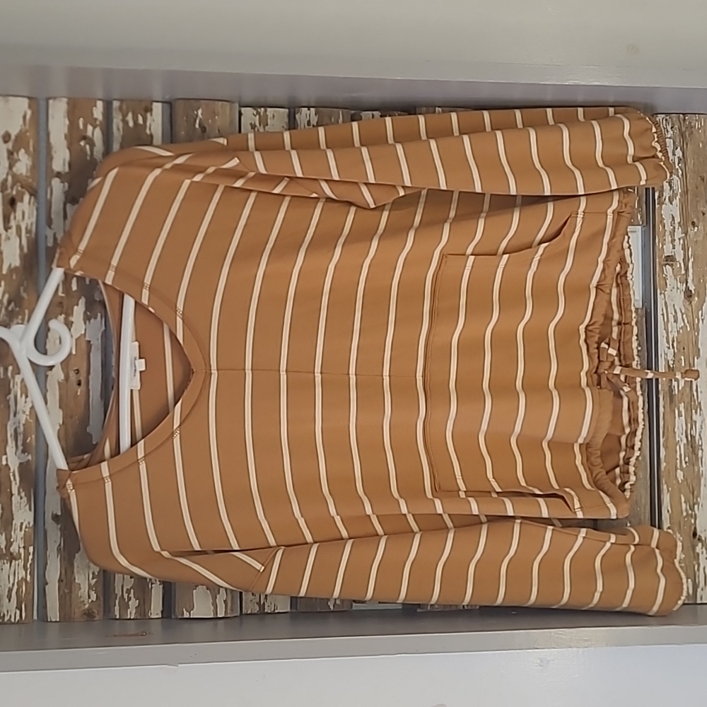 Womens Maurices Drawstring Crop Hoodie